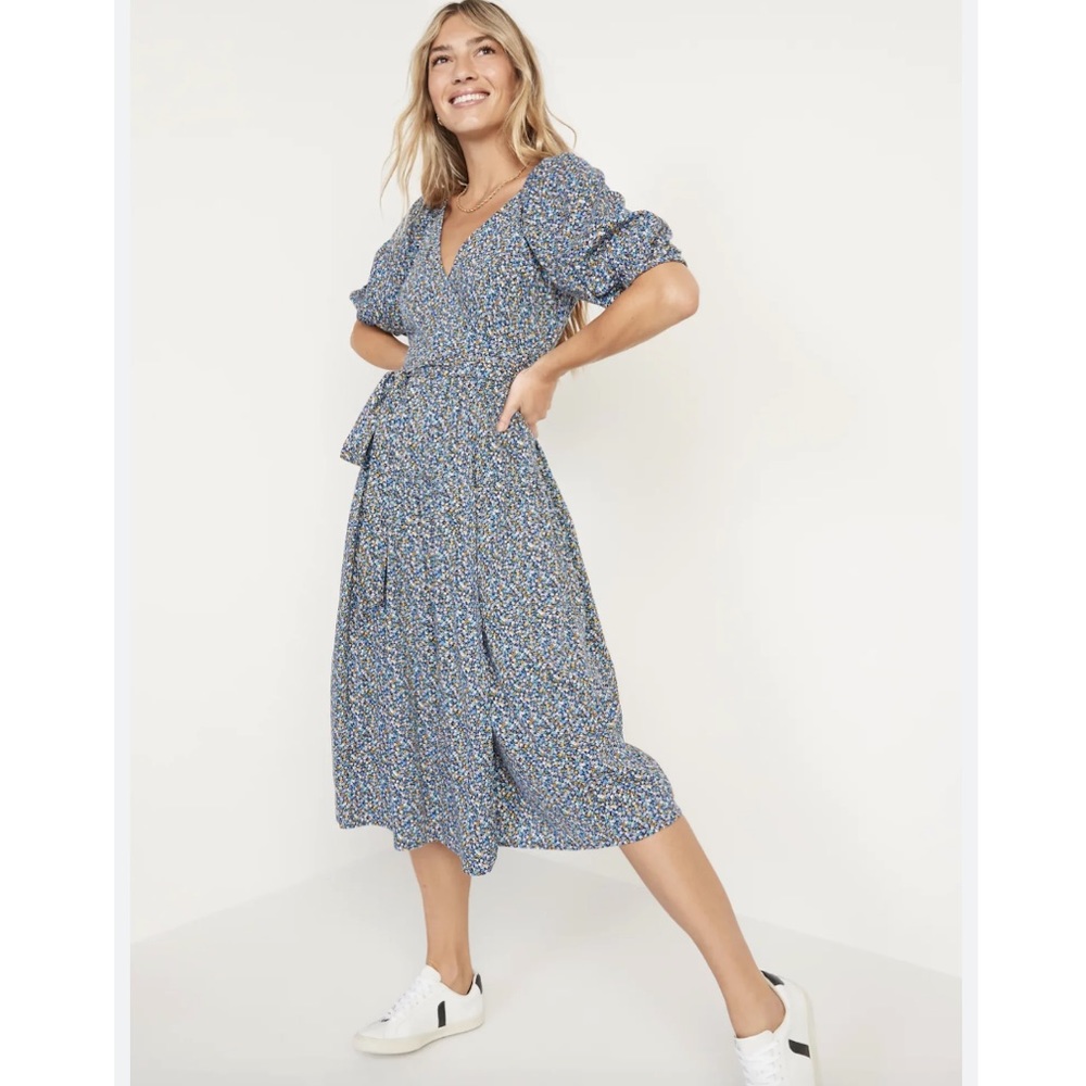 Old Navy Blue Dainty Floral Tiered Wrap Smocked Back Midi Dress Small